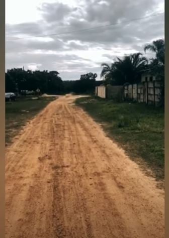 Estrada de terra ao lado da escolinha onde Gusttavo Lima estudou na infância - Foto Reprodução YouTube