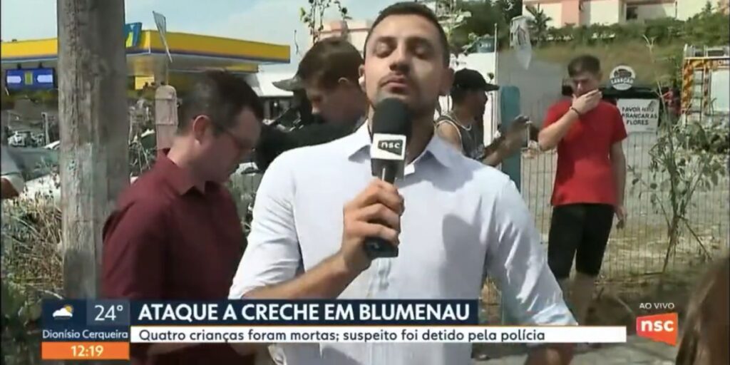 Rep Rter Da Globo Chora Ao Ver Pai Que Teve Filho Assassinado