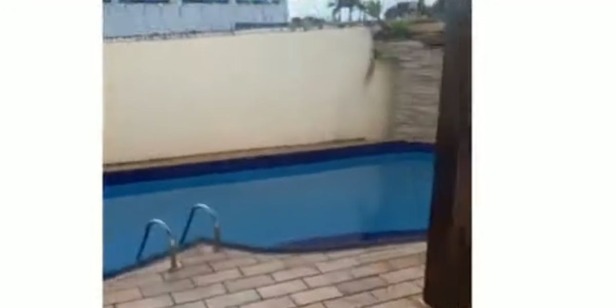 Piscina de Ana Castela (Reprodução/Instagram)