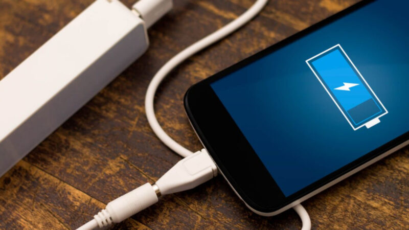 Learn how to make your cell phone battery last longer