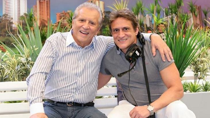 Carlos Alberto e o filho Marcelo, diretor do programa (Foto Reprodução/Internet)