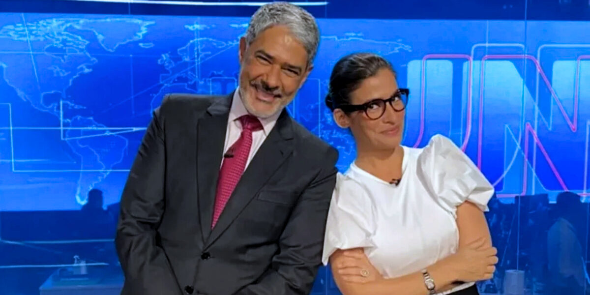 Renata Vasconcellos e William Bonner à frente do Jornal Nacional na Globo (Foto Reprodução/Internet)