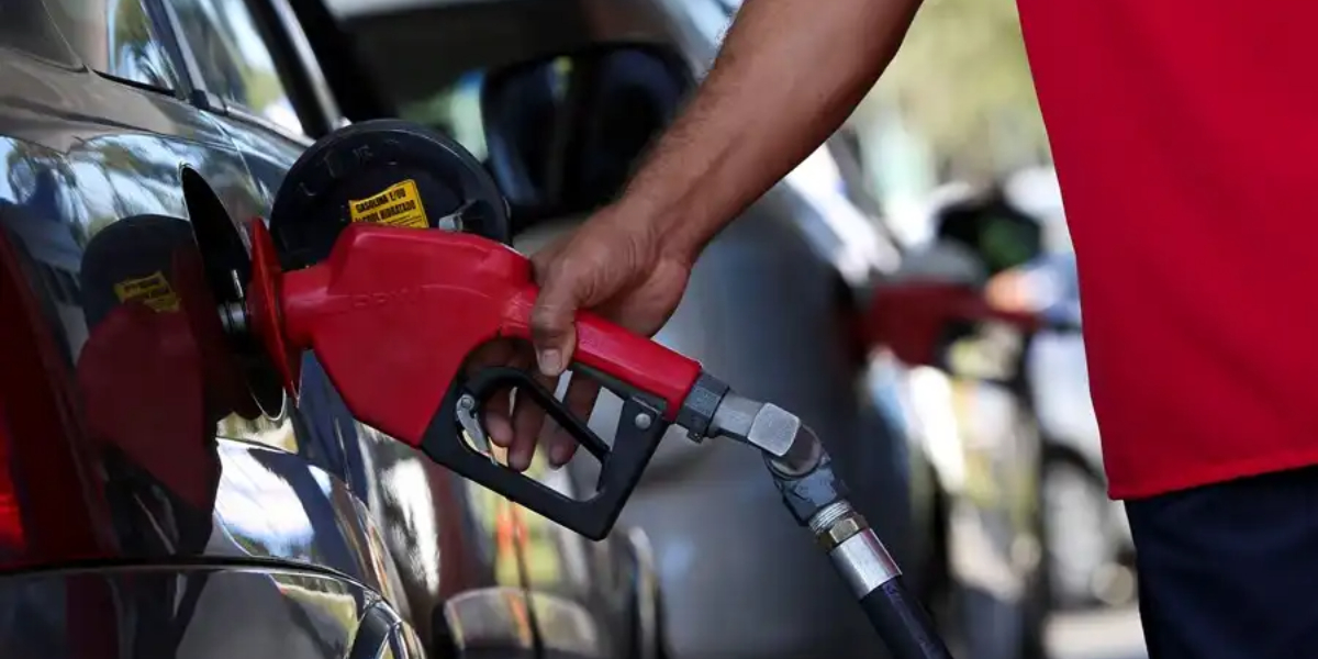 Gasolina caiu de preço (Foto: Reprodução/Internet)