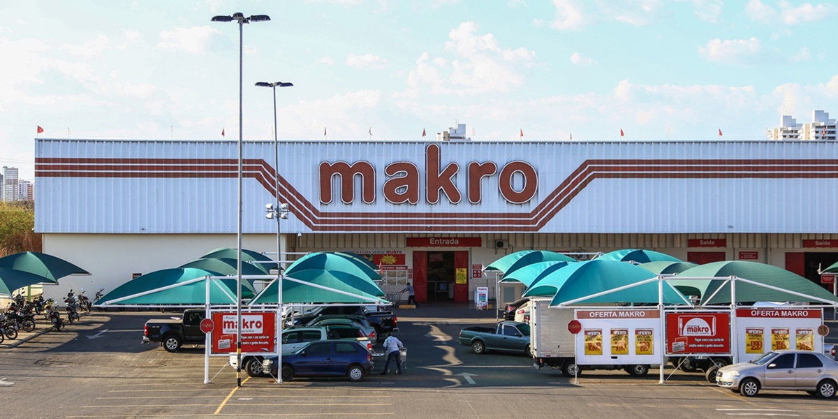 Makro