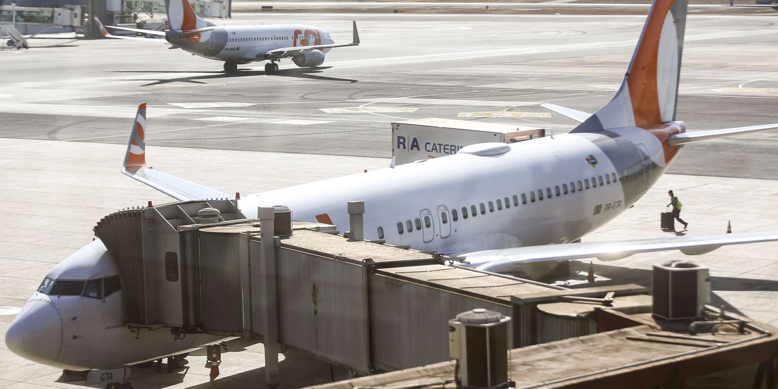 Projeto Voa Brasil ajuda a inserção de aposentados em viagens aéreas (Reprodução - Getty Images)