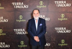 Tony Ramos vai ser um homem rico e poderoso (Foto: Marcelo de Sá Barreto / Agnews)