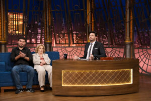 Eduardo, Maria Berklian e Danilo Gentili. (Foto: Rogério Pallata / SBT)