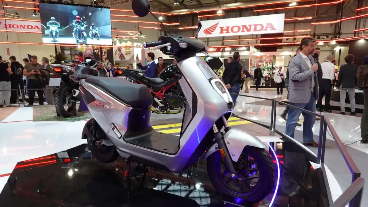 A nova Scooter Elétrica da Honda, a EM1 - Foto Reprodução Internet