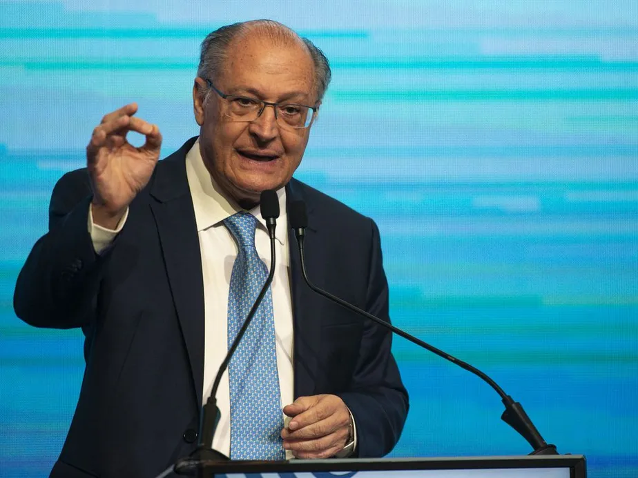 Geraldo Alckmin foi quem aprovou o novo aumento salarial (Foto Reprodução/Terra)