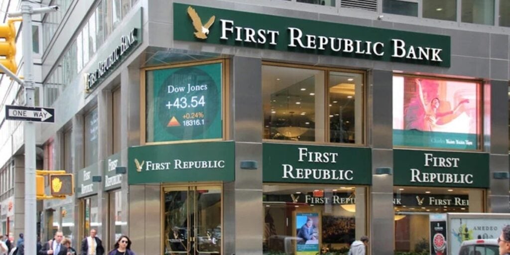 Banco First Republic Bank