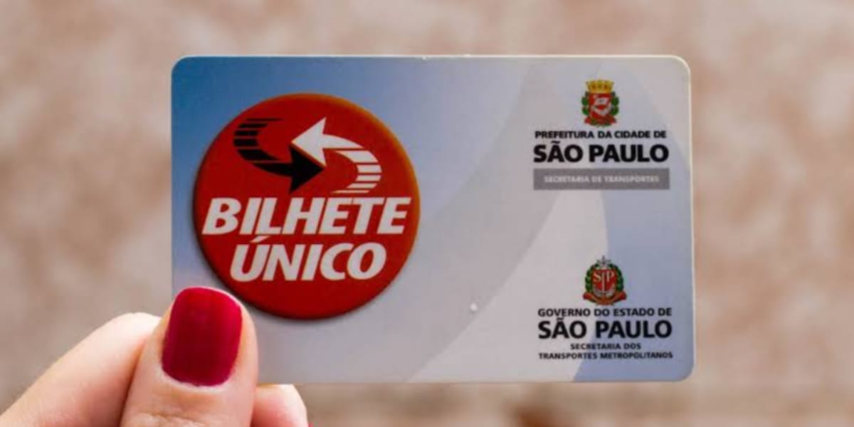 Bilhete único de São Paulo, para acessar os transportes públicos (Reprodução: Internet)