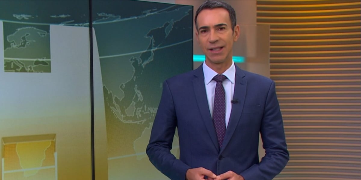 Ao vivo na GloboNews, César Tralli fica em choque ao ouvir