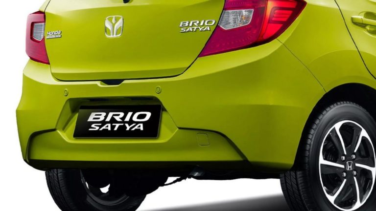 Versão recente do Honda Brio tem novas cores - Foto Reprodução Internet