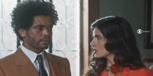 Marê (Camila Queiroz) e Orlando (Diogo Almeida) em cenas de Amor Perfeito (Foto: Reprodução / Globo)