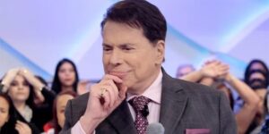 Antiga musa da emissora lembrou situação com Silvio Santos (Foto: Reprodução / SBT)