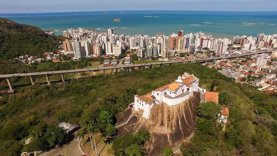 Cidade de Vila Velha, no Espírito Santo, comemorará o feriado na próxima terça-feira (Reprodução: Internet)