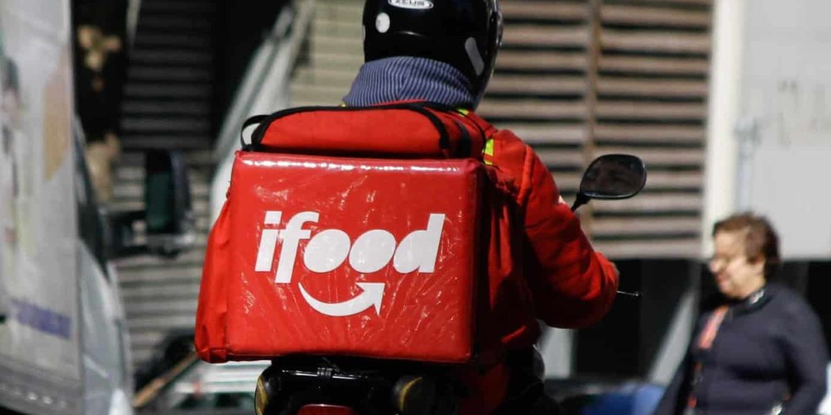 Atenção consumidores e entregadores do Ifood: Será explicitamente proibido fazer isso a partir de agora - Foto Reprodução Internet