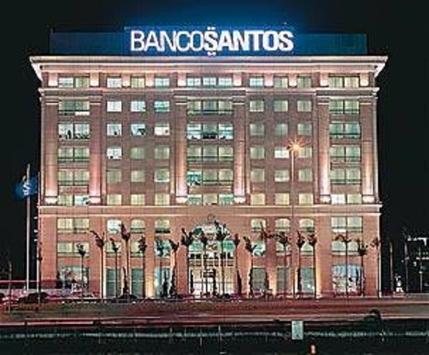 Entrada do Banco Santos (Foto: Reprodução/ Internet)