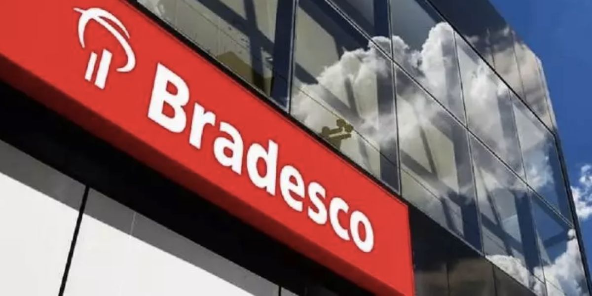 Fachada do Bradesco (Foto: Reprodução / Internet)