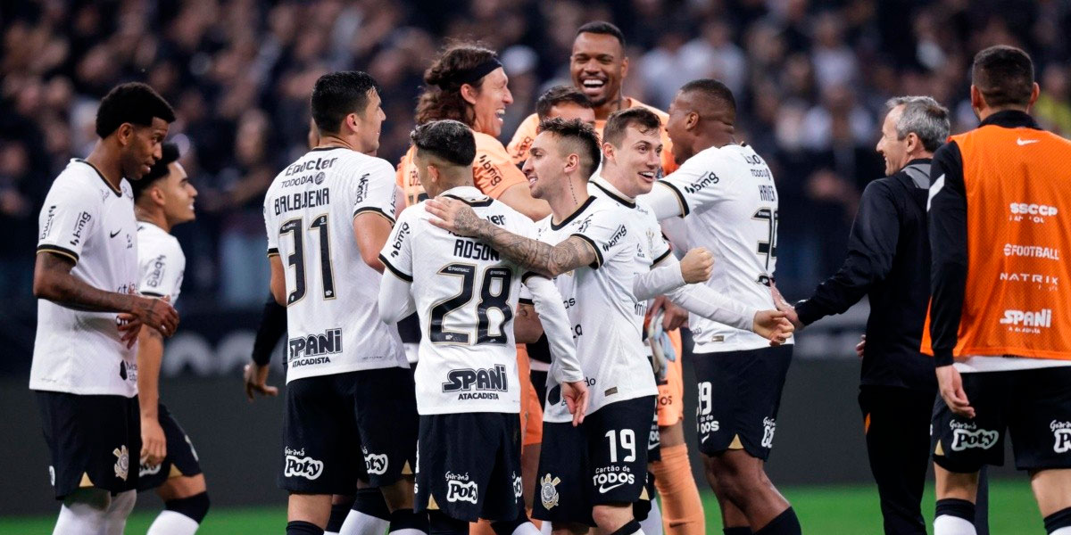 Elenco Corinthians- (Foto: Getty Images)