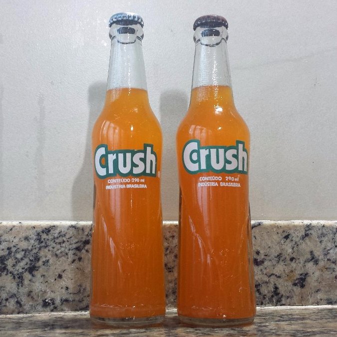 Crush laranja causou um certo impacto quando deixou de ser fabricado (Foto: Reprodução/ Internet)