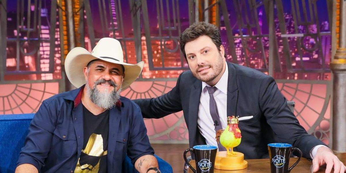 Donizeti Camargo  e Danilo Gentili no The Noite do SBT (Foto: Reprodução / Instagram)