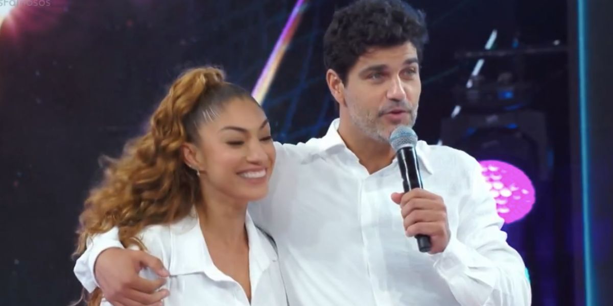 Juliana Paiva e Bruno Cabrerizo no Dança dos Famosos do Domingão (Foto: Reprodução / Globo)