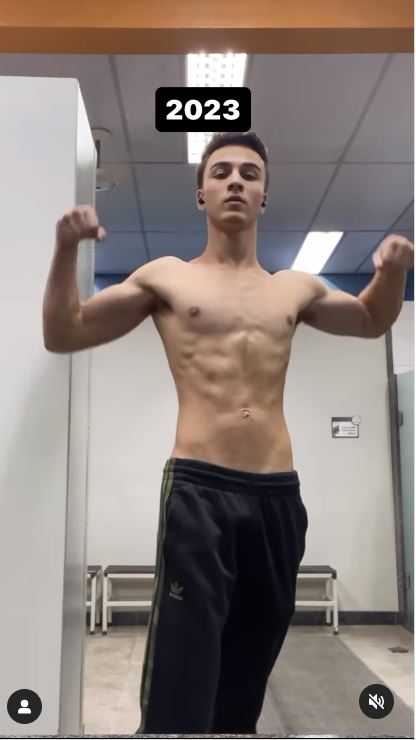 Vitor Figueiredo mostrando sua evolução muscular em 2023 - Foto Reprodução Internet