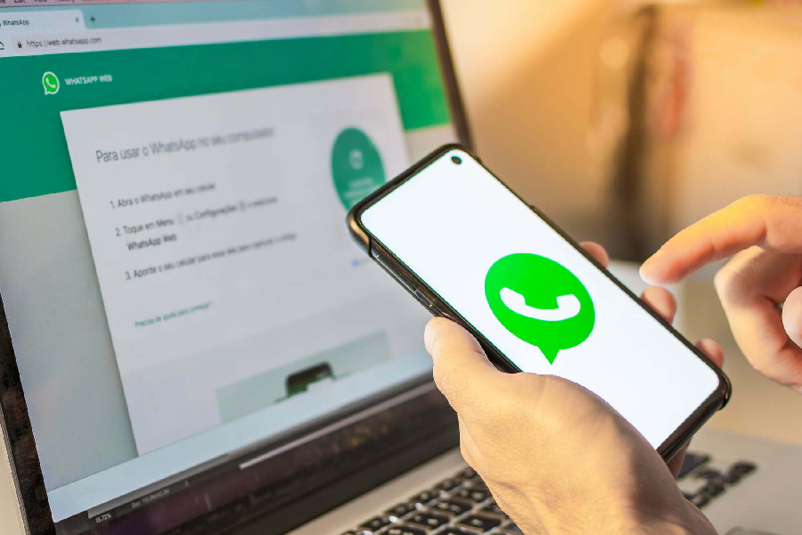 WhatsApp works on mobile and on a computer (Image: Reproduction/Internet)