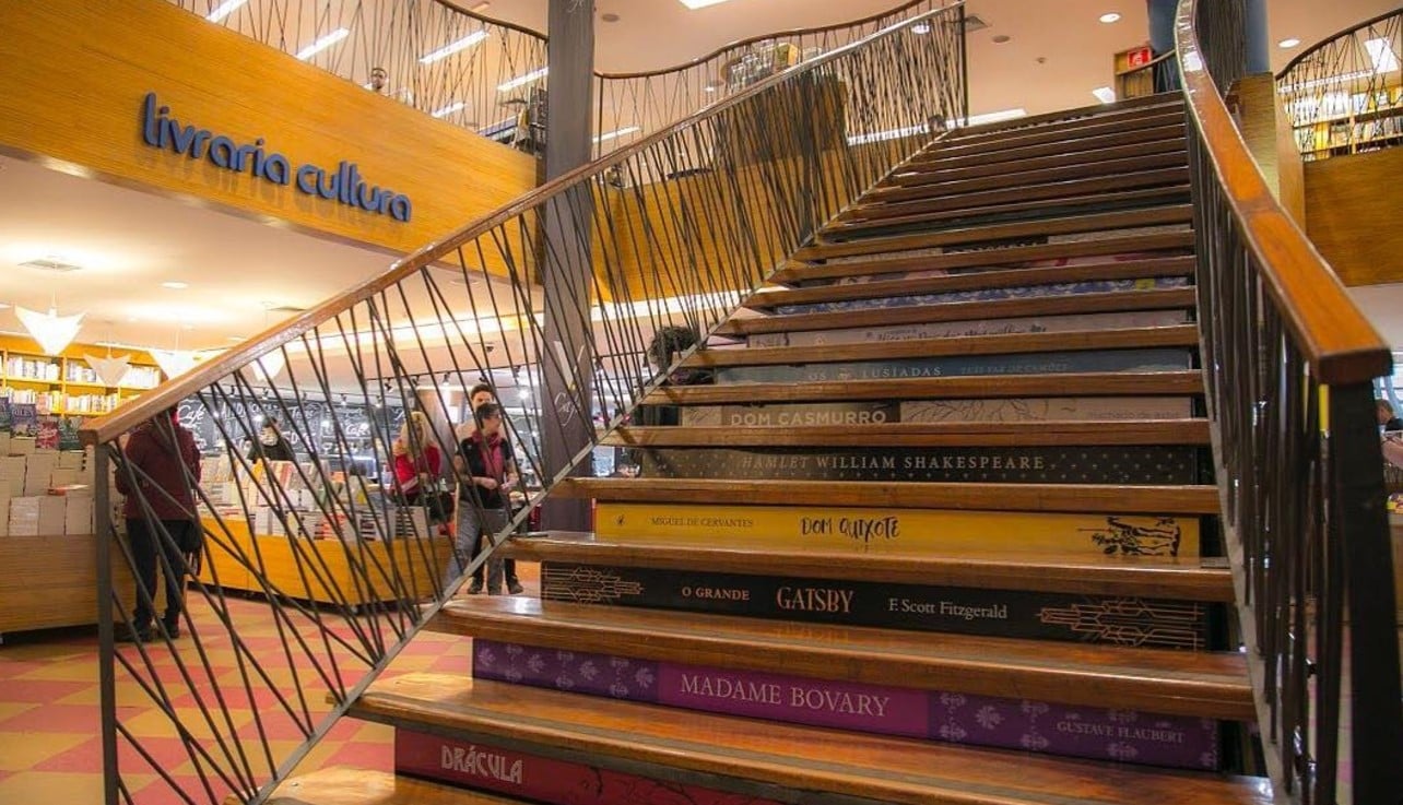 Famosa escadaria da Livraria Cultura (Foto: Reprodução / Internet)