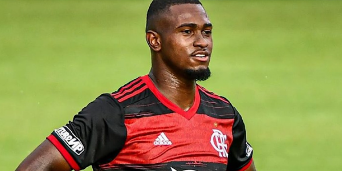 Zagueiro Otávio, campeão com Rogério, dá adeus ao Flamengo (Foto: Internet)