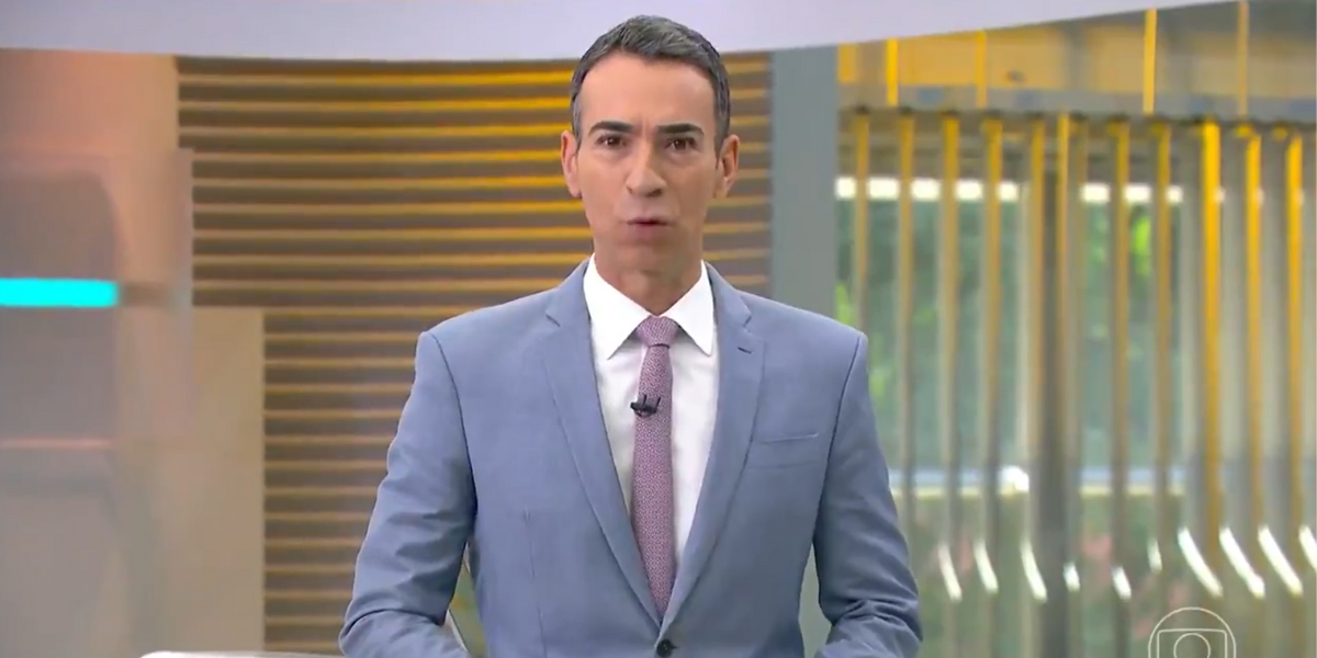 Ao vivo na GloboNews, César Tralli fica em choque ao ouvir