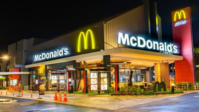 McDonald's cerró todas las tiendas del país y declaró la guerra (Foto: Reproducción en Internet)