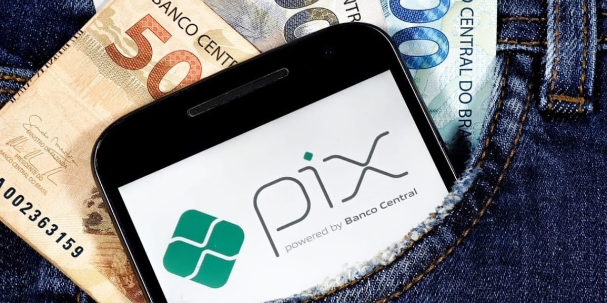 Altas transações no Pix podem fazer o benefício ser cancelado (Reprodução: Internet)