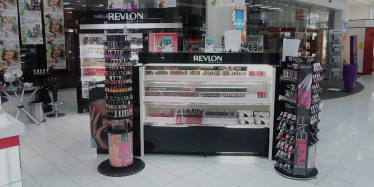 Revlon teve recuperação aprovada e terá um alívio em suas dívidas (Reprodução: Internet)