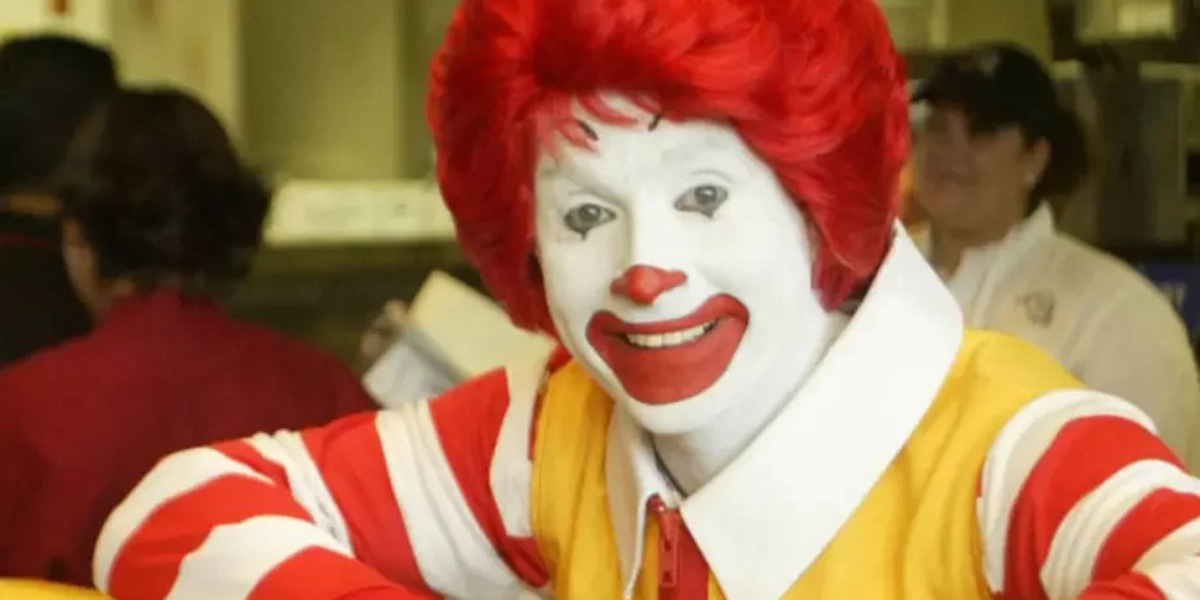 Ronald McDonald é um dos personagens mais famosos do mundo (Foto: Divulgação/McDonald's)