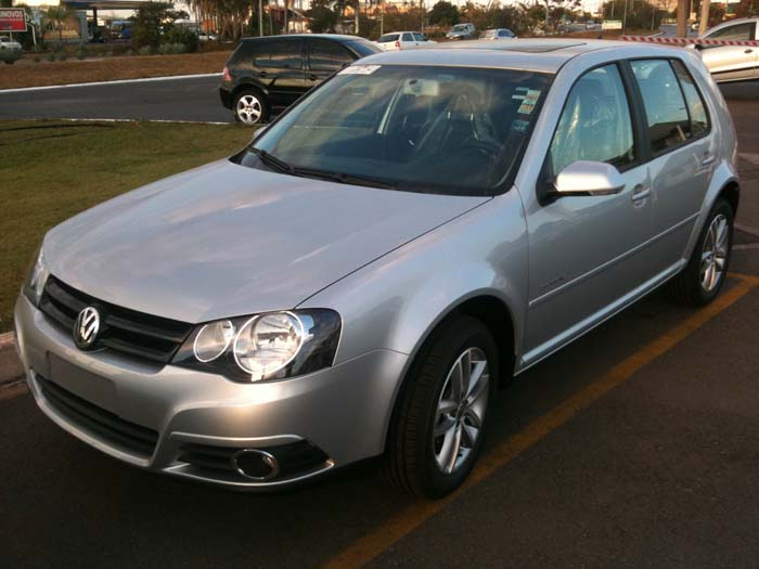 Volkswagen Golf 1.6 Sportline 2012 (Foto: Reprodução/ Internet)