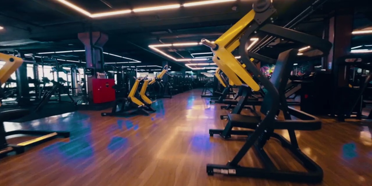 Interior de uma das unidades da RedFitness (Imagem Reprodução Internet)