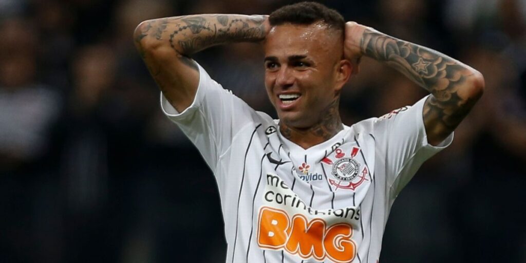 Luan, jogador do Corinthians na mira do técnico do Grêmio (Imagem Reprodução Internet)