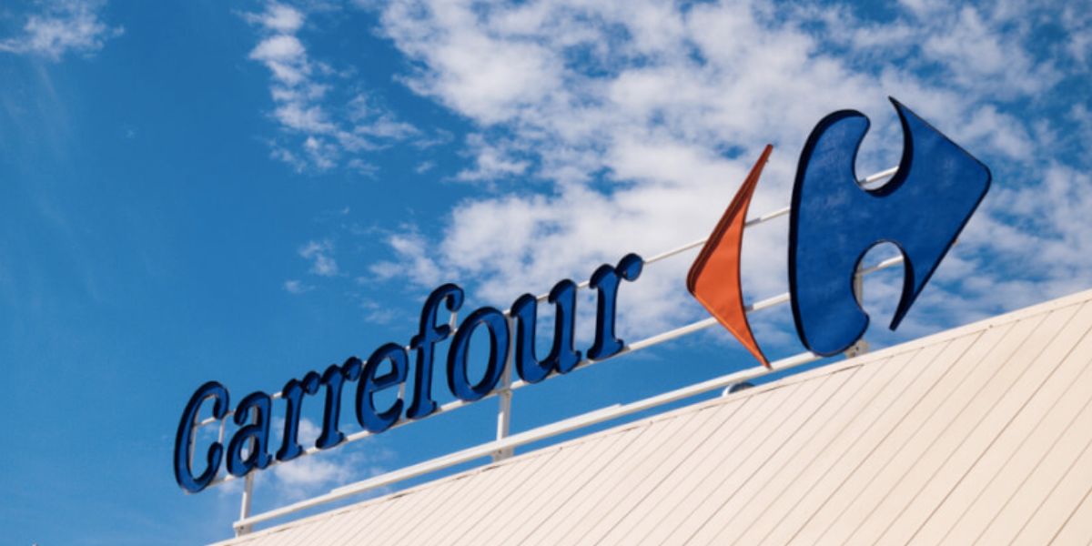 Fachada do Carrefour (Foto: Reprodução / Internet)