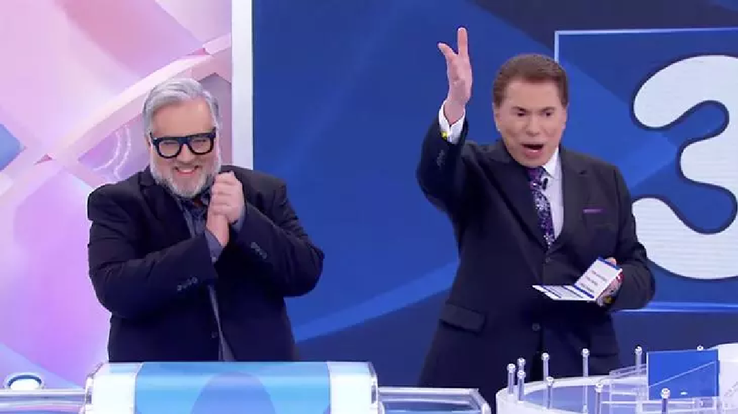 Leão Lobo ao lado de Silvio Santos (Foto: Reprodução/ Internet)