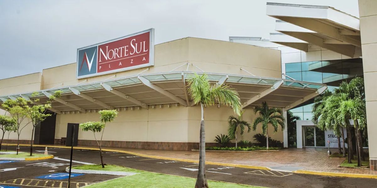 Shopping Norte Sul Plaza pediu o despejo da Marisa por dívida de quase 1 milhão (Reprodução: Internet)