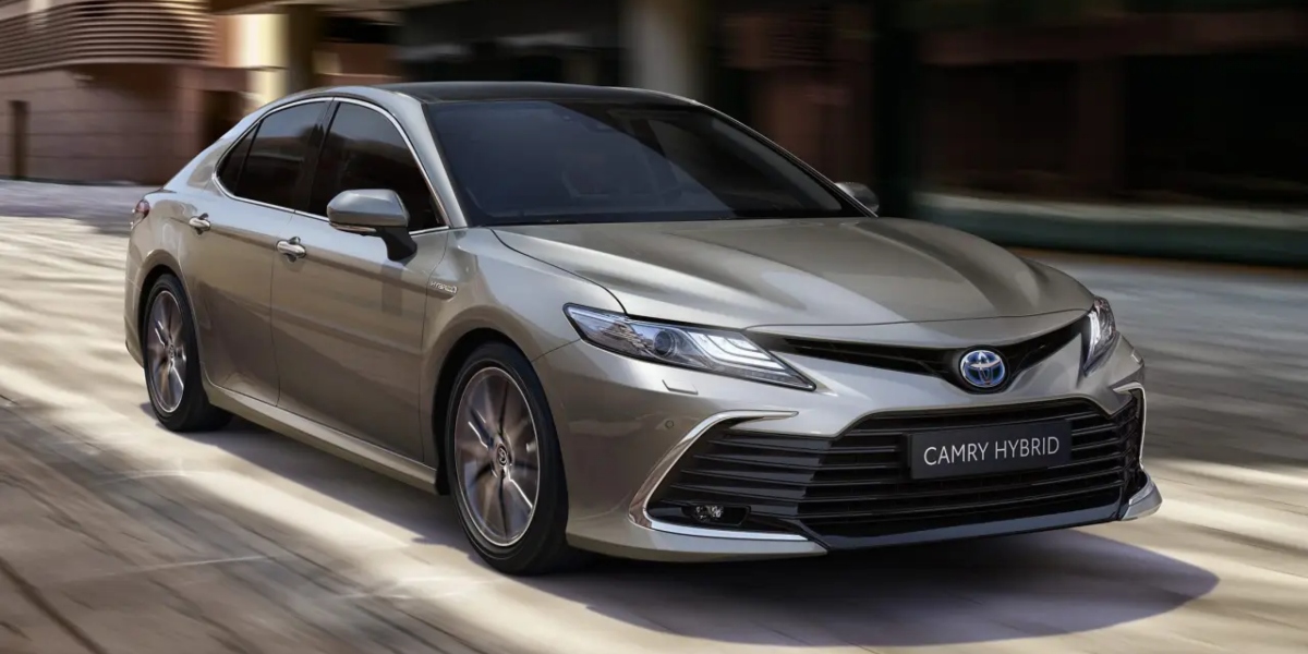 Camry passava dos R$ 300 mil (Foto: Divulgação/Toyota)