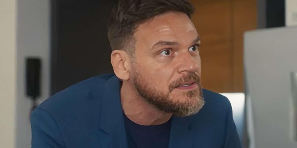 Theo (Emilio Dantas) irá ao inferno em "Vai na Fé" (Foto: Reprodução/TV Globo)