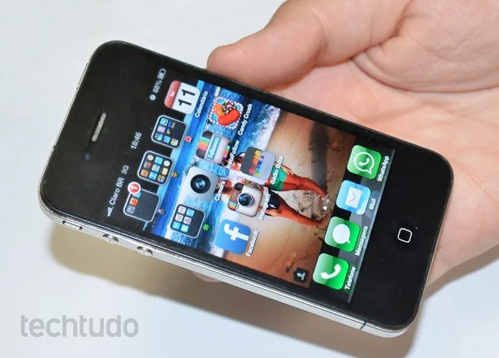 iPhone 4, da Apple fez sucesso no mercado (Foto: Divulgação)