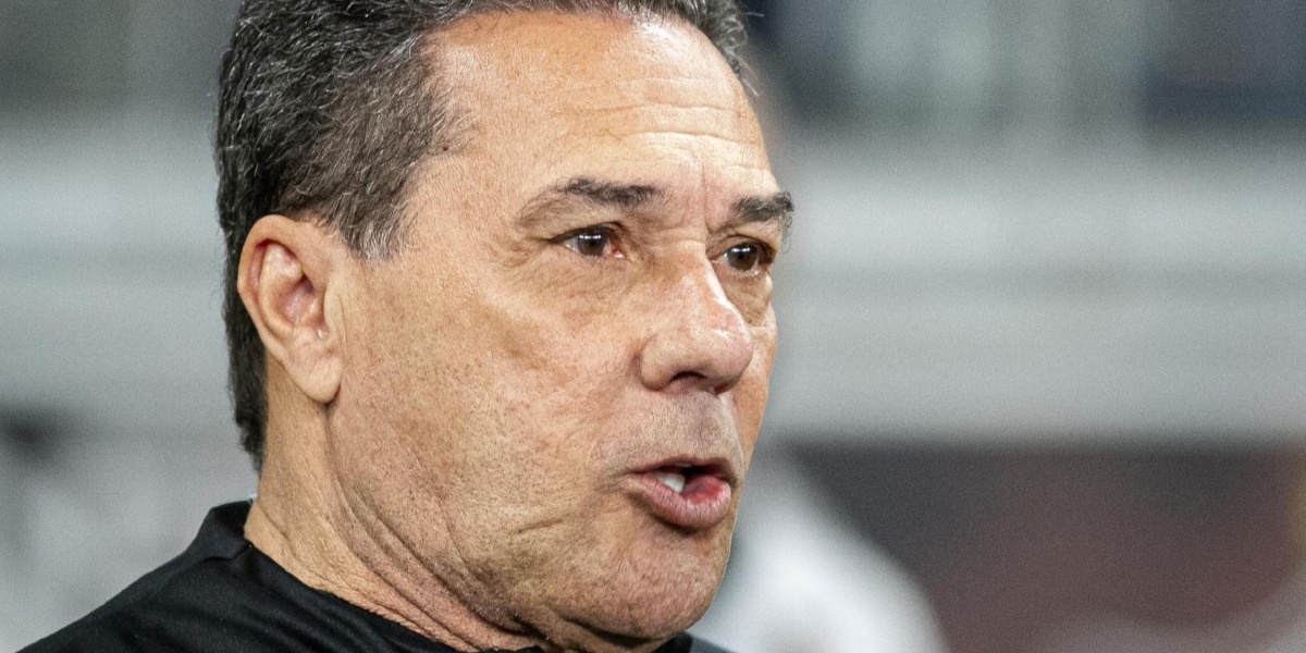 Vanderlei Luxemburgo, técnico do Corinthians (Imagem Reprodução Internet)