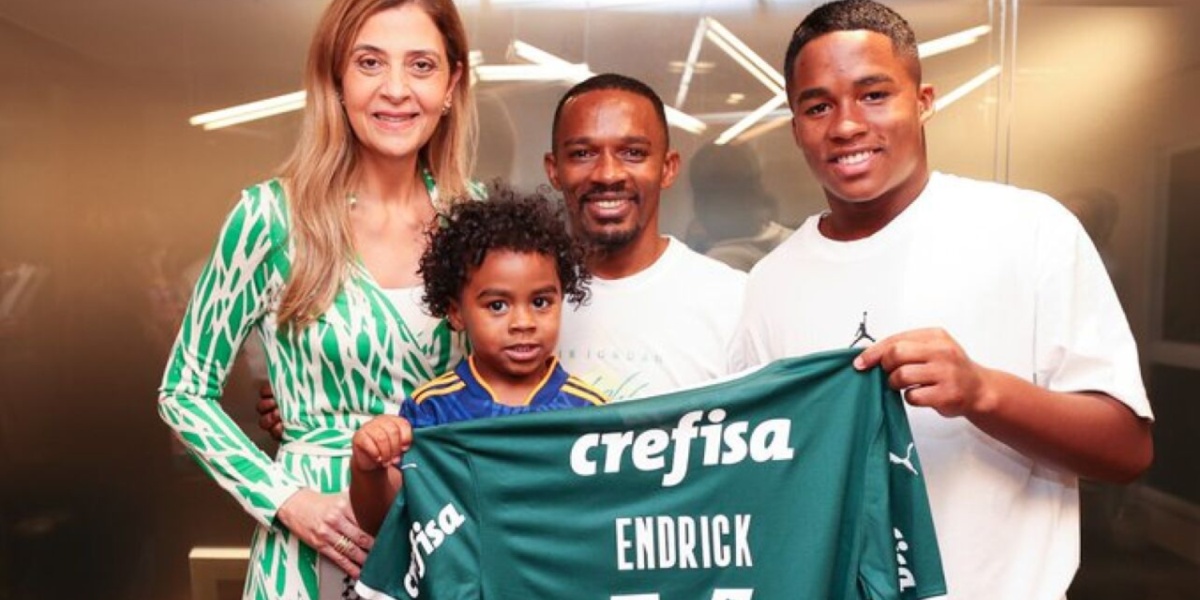 Leila Pereira, Endrik e sua família, no Palmeiras (Imagem Reprodução Internet)