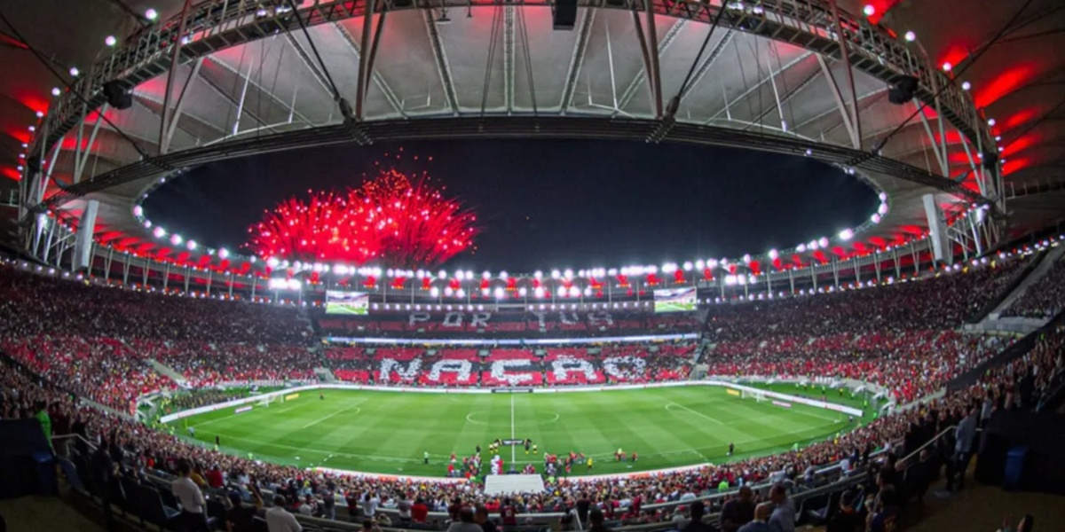 Torcida do Flamengo no estádio do Maracanã (Imagem Reprodução Internet)