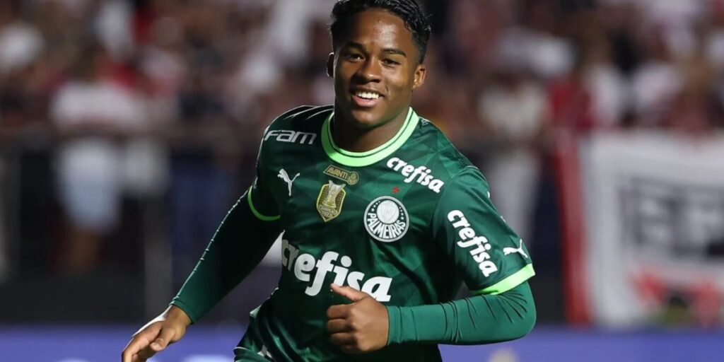 Endrick, foi jogador da base do Palmeiras que subiu para o time profissional (Imagem Reprodução Internet)