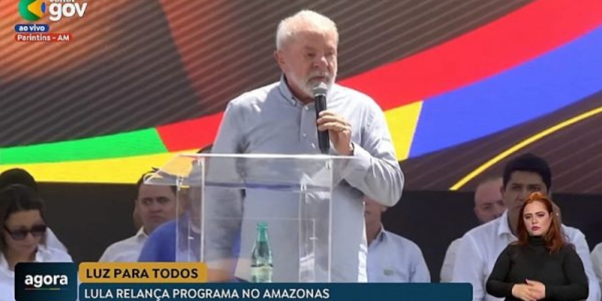 Presidente Luiz Inacio Lula da Silva apresentando o programa Luz Para Todos (Imagem Reprodução Internet)